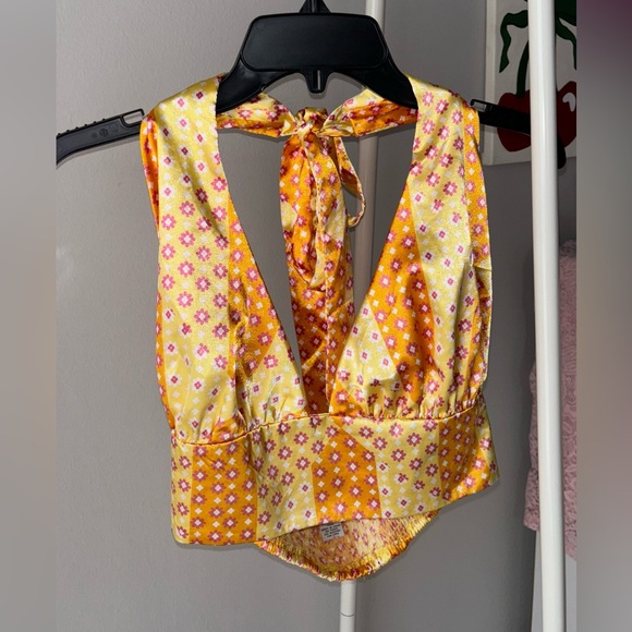 rue21 retro 70s vibes halter top - Picture 2 of 4